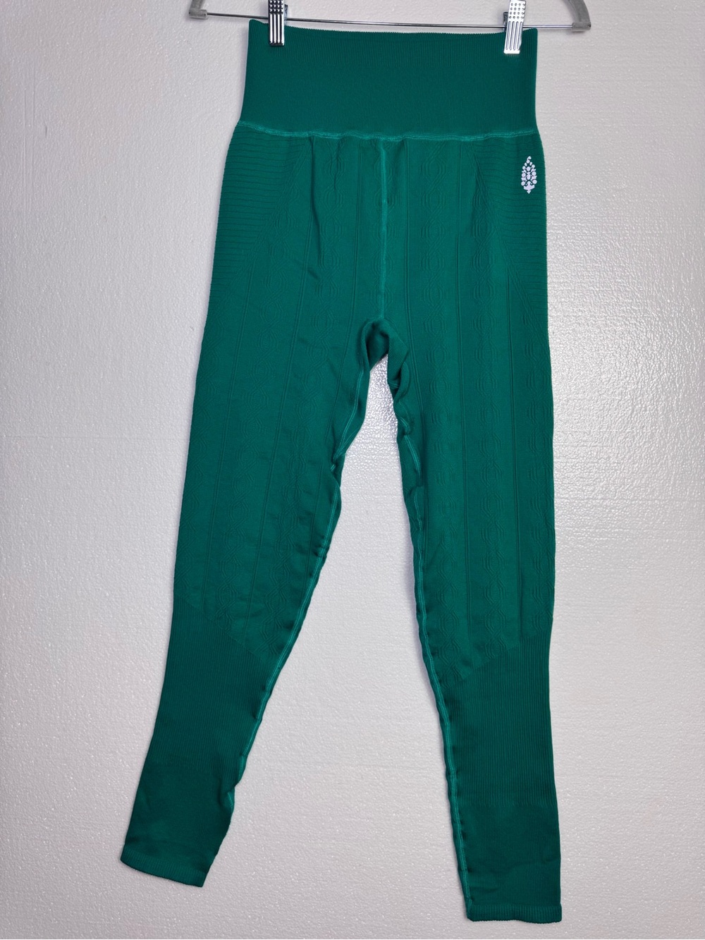 Free People Movement Green High Rise Seamless Textured Leggings size M new no ta